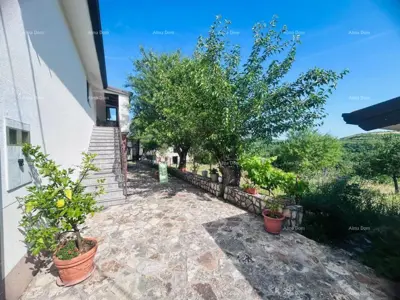 House 200 m², Buje - quiet location and large plot - 5