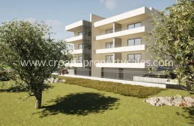 Stan 60 m², Trogir na Čiovu, krovna terasa i balkon - 9