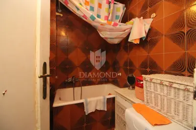 Stan 81 m², Centar Rijeke - 2 sobe i drvarnica - 9