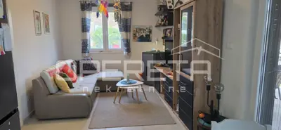 Kuća 140 m², Rukavac na Visu - 2 stana i terasa 50 m² - 20