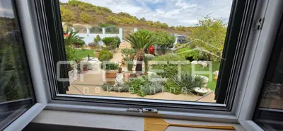 Kuća 140 m², Rukavac na Visu - 2 stana i terasa 50 m² - 9