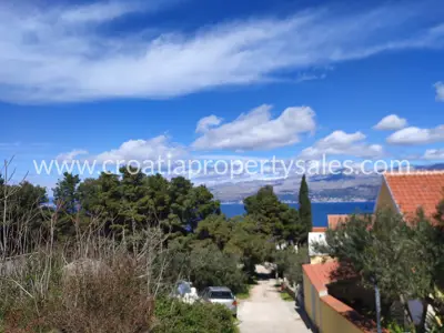 Land, Brač, 480 m², 145 000 € - 3