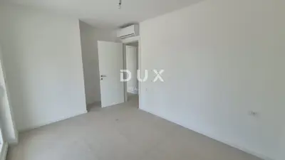 Wohnung 131 m², Rovanjska - 3 Schlafzimmer und Terrasse - 10