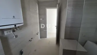 Wohnung 131 m², Rovanjska - 3 Schlafzimmer und Terrasse - 8