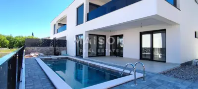 House 170 m², Malinska on Krk, pool and terrace