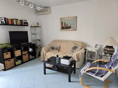 Dvojna kuća 80 m², Okrug Gornji, drugi red od mora - 16