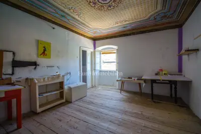 Otok Brač - kameni kaštel uz more - 12