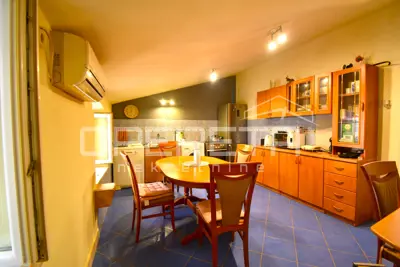 Apartment 95 m², Split - Diocletian's Palace in the heart of the city - 2