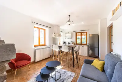 Stone villa 115 m², Labin - pool and grounds 2,150 m² - 4