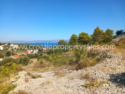 Land, Brač, 500 m², 98 000 € - 4