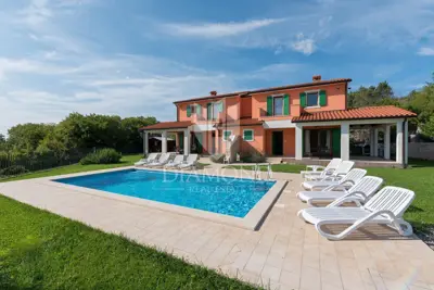 Rabac, Labin, surroundings, villa in nature with two residential units - 2