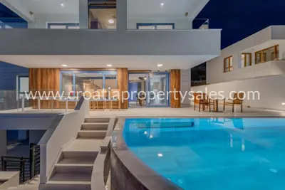 Vila 445 m², Makarska - blizu plaže i panoramski pogled na more - 7