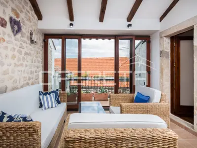 Haus 144 m², Murter Zentrum - 40 m vom Meer - 13