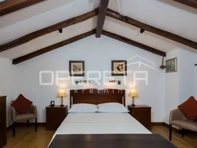 Haus 144 m², Murter Zentrum - 40 m vom Meer - 8