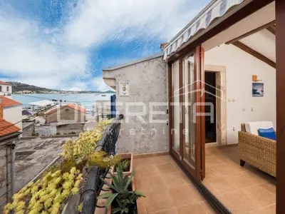 Haus 144 m², Murter Zentrum - 40 m vom Meer - 2