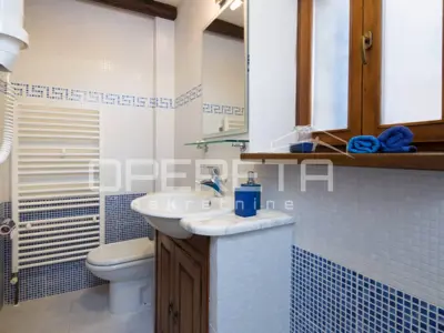 Haus 144 m², Murter Zentrum - 40 m vom Meer - 10