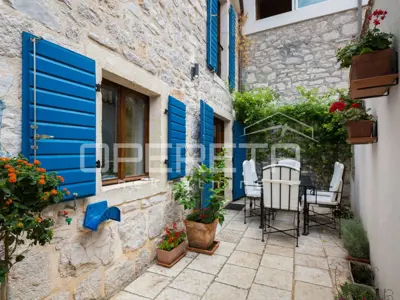 Haus 144 m², Murter Zentrum - 40 m vom Meer - 3