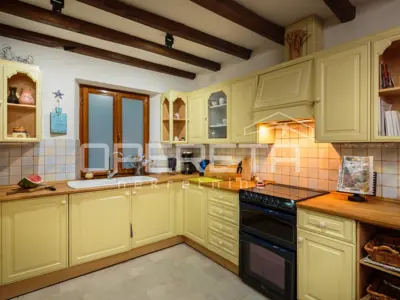 Haus 144 m², Murter Zentrum - 40 m vom Meer - 6
