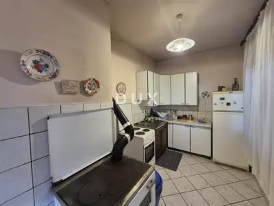 RIJEKA, DONJA DRENOVA - Detached house 220 m² with garden area - 7
