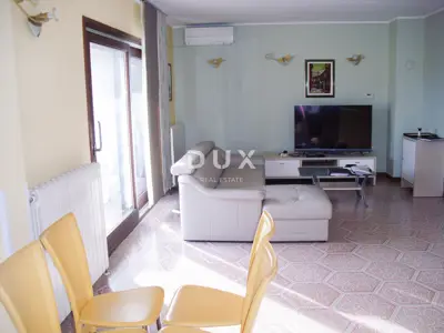 House for sale in Krk, 399 m² - 22