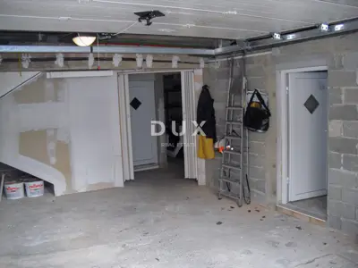 House for sale in Krk, 399 m² - 5