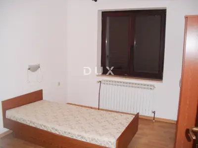 House for sale in Krk, 399 m² - 16