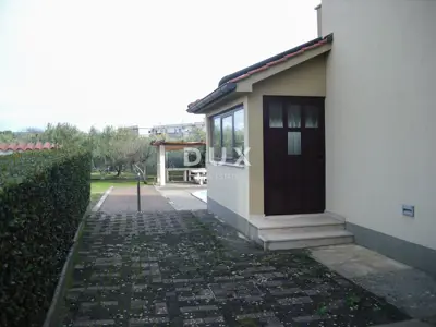 House for sale in Krk, 399 m² - 14