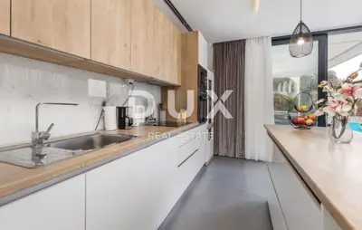 Villa 240 m², Lun - beheizter Pool und Meerblick - 7