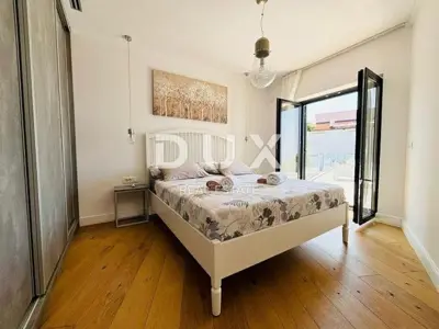 Villa 240 m², Lun - beheizter Pool und Meerblick - 16