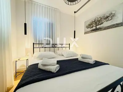 Villa 240 m², Lun - beheizter Pool und Meerblick - 14