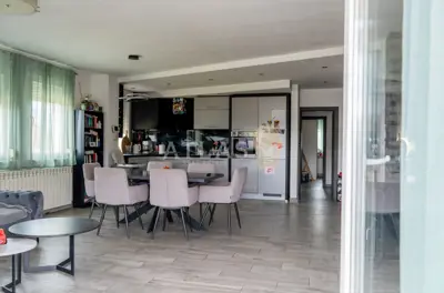 Stan 103 m², Kastav - 3 spavaće sobe i balkon - 18