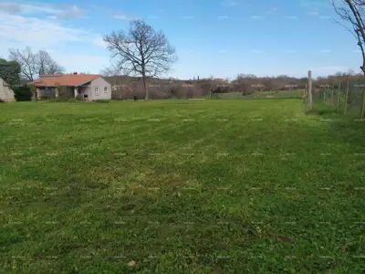 Kuća 108 m², Loborika - dvije spavaće sobe i terasa - 15