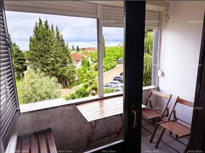 Apartment 39 m², Červar-Porat, Poreč - Balkon und Parkplatz
