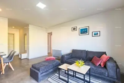 Villa with 5 apartments, Pula Kaštanjer, quiet location - 8