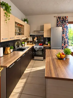 Kuća s velikom okućnicom od 2300 m² u mirnom okruženju - 3