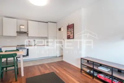 Stan 35 m², Trešnjevka - Sjever, renoviran i lijepo uređen - 4