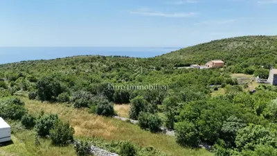 Zemljište 1.200 m², Skitača - građevinska dozvola i pogled na more