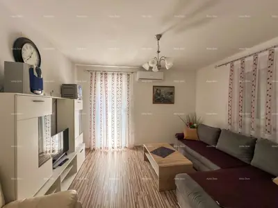 House in Valbandon, two apartments and garage - 17
