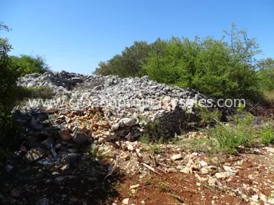 Građevinsko zemljište 2.893 m², Šolta - mirno okruženje