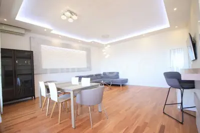 Split, Žnjan prodaja luksuzni stan 101 m² i lođa 26 m² - 6
