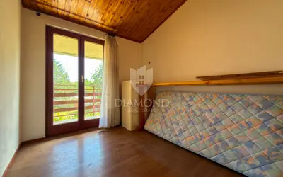 House 200 m², Labin surroundings, yard and auxiliary building - 17