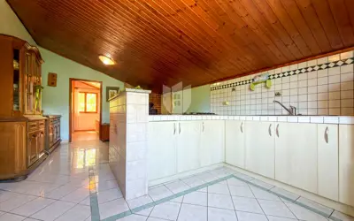 House 200 m², Labin surroundings, yard and auxiliary building - 10