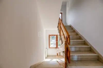 Pantovčak, samostojeća kuća, 2 GPM, 5 VPM, balkon - 16