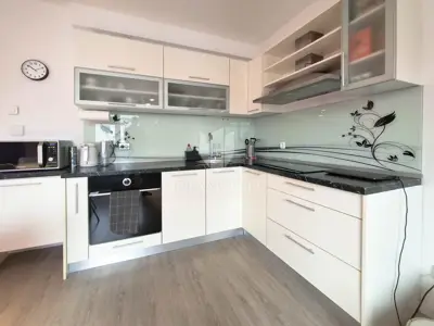 Apartment at Kvaternikov trg, Maksimir - 2 rooms - 5
