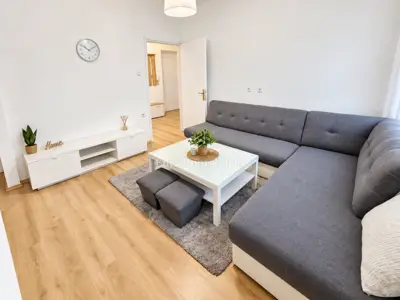 Wohnung 50 m², Veruda, Pula - in der Nähe des Zentrums und der Geschäfte