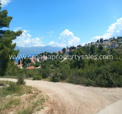 Baugrundstück 750 m², Otok Brač - Meerblick - 2
