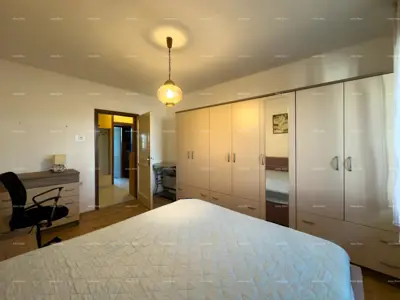 Apartment 58 m², Pula Kaštanjer - near the center and two loggias - 5