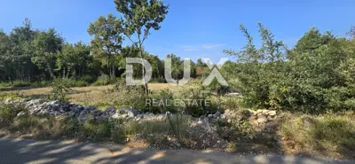 Građevinsko zemljište 1.339 m², Svetvinčenat - uz asfaltiranu cestu - 5