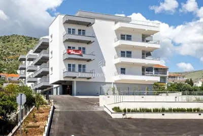 1-Zimmer-Apartment mit Pool - 11