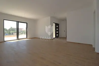 Dvojna kuća 138 m², Poreč okolica, bazen i okućnica - 5